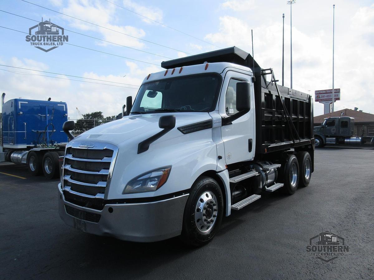 Used 2019 FREIGHTLINER CASCADIA 126