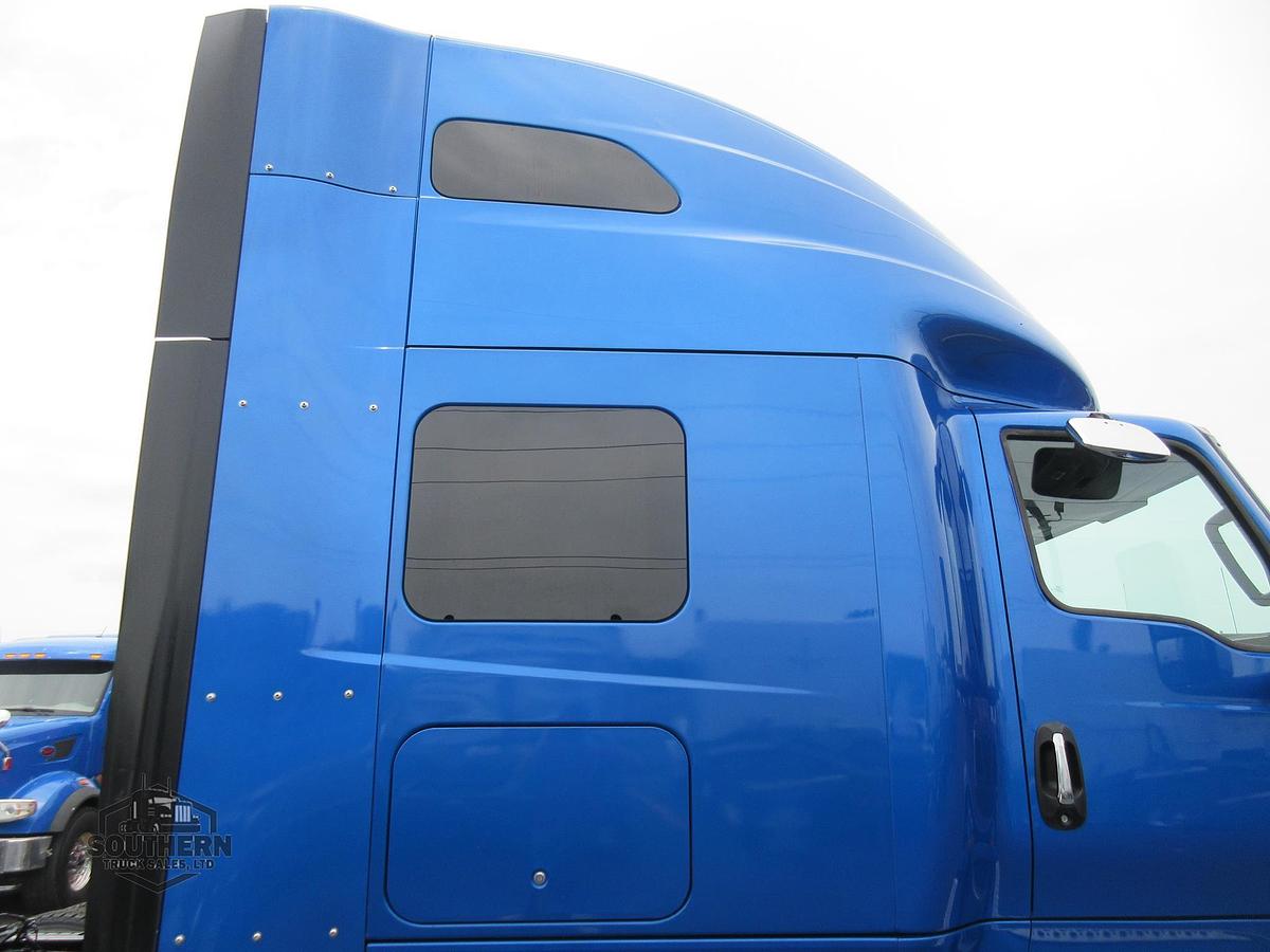 Used 2021 INTERNATIONAL LT