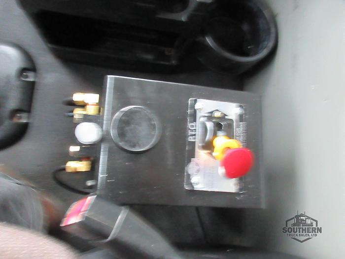 Used 2019 PETERBILT 567