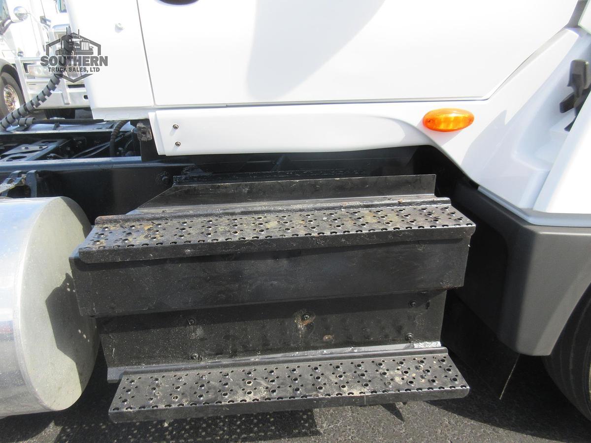 Used 2023 INTERNATIONAL LT