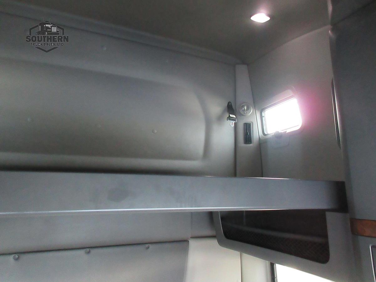 Used 2021 INTERNATIONAL LT