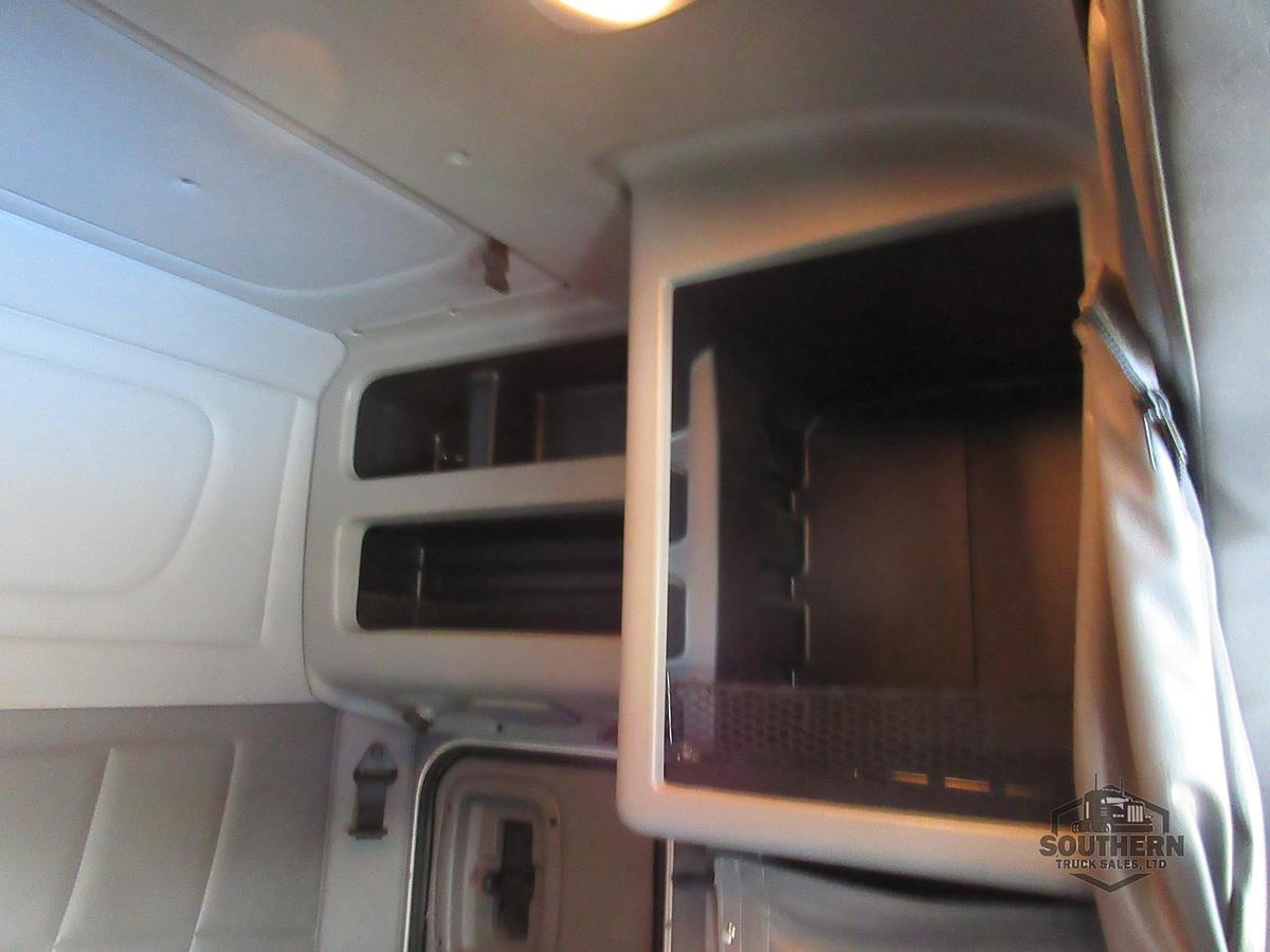 Used 2019 PETERBILT 389