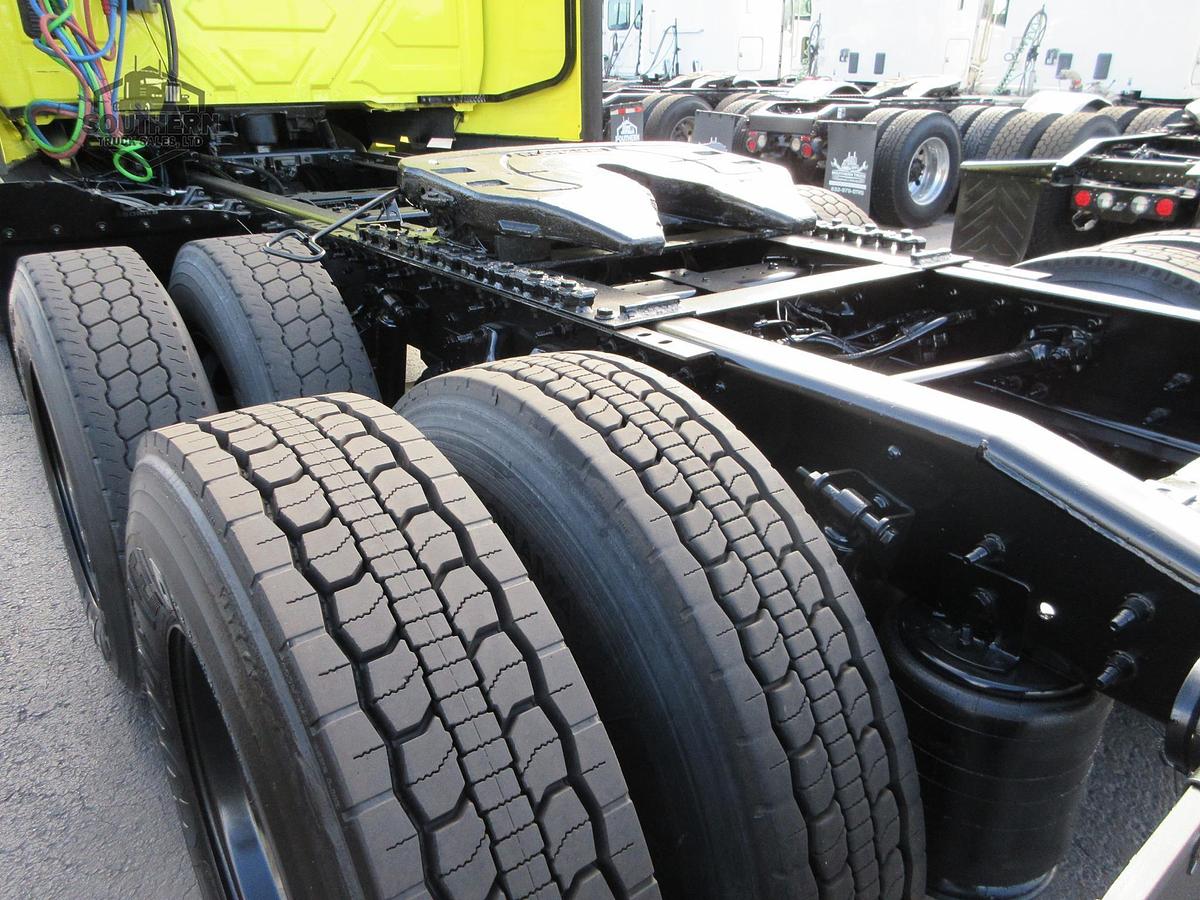 Used 2023 INTERNATIONAL LT