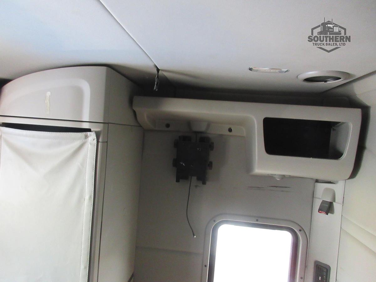Used 2019 PETERBILT 567