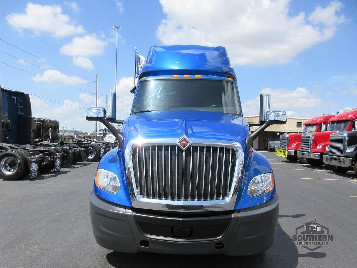 Used 2021 INTERNATIONAL LT