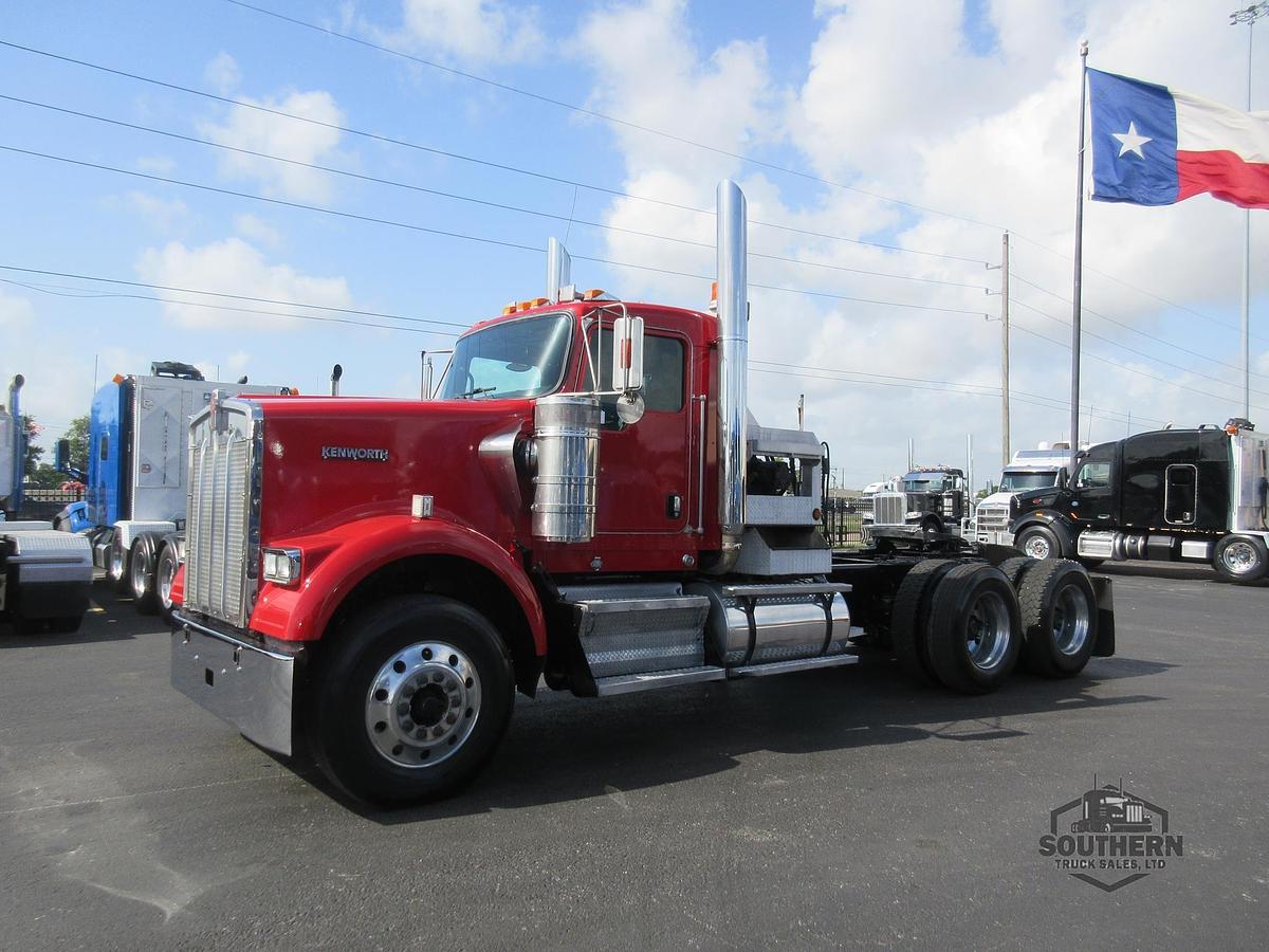 Used 2007 KENWORTH W900