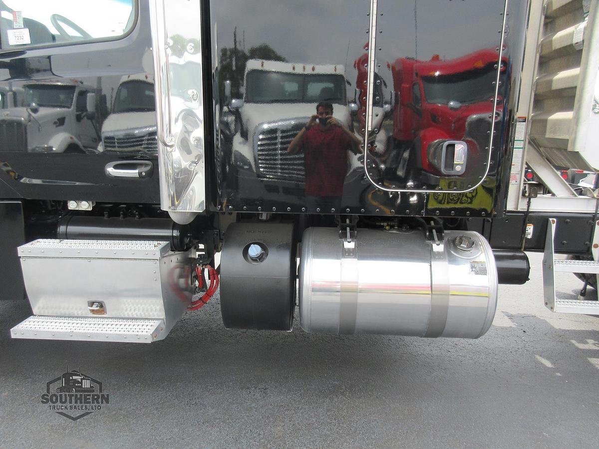 Used 2023 PETERBILT 567