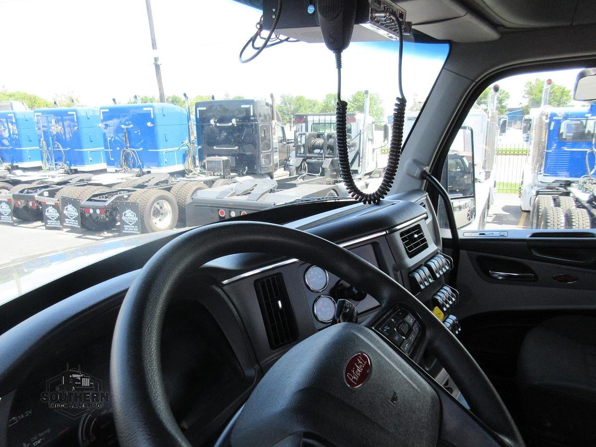 Used 2025 PETERBILT 567