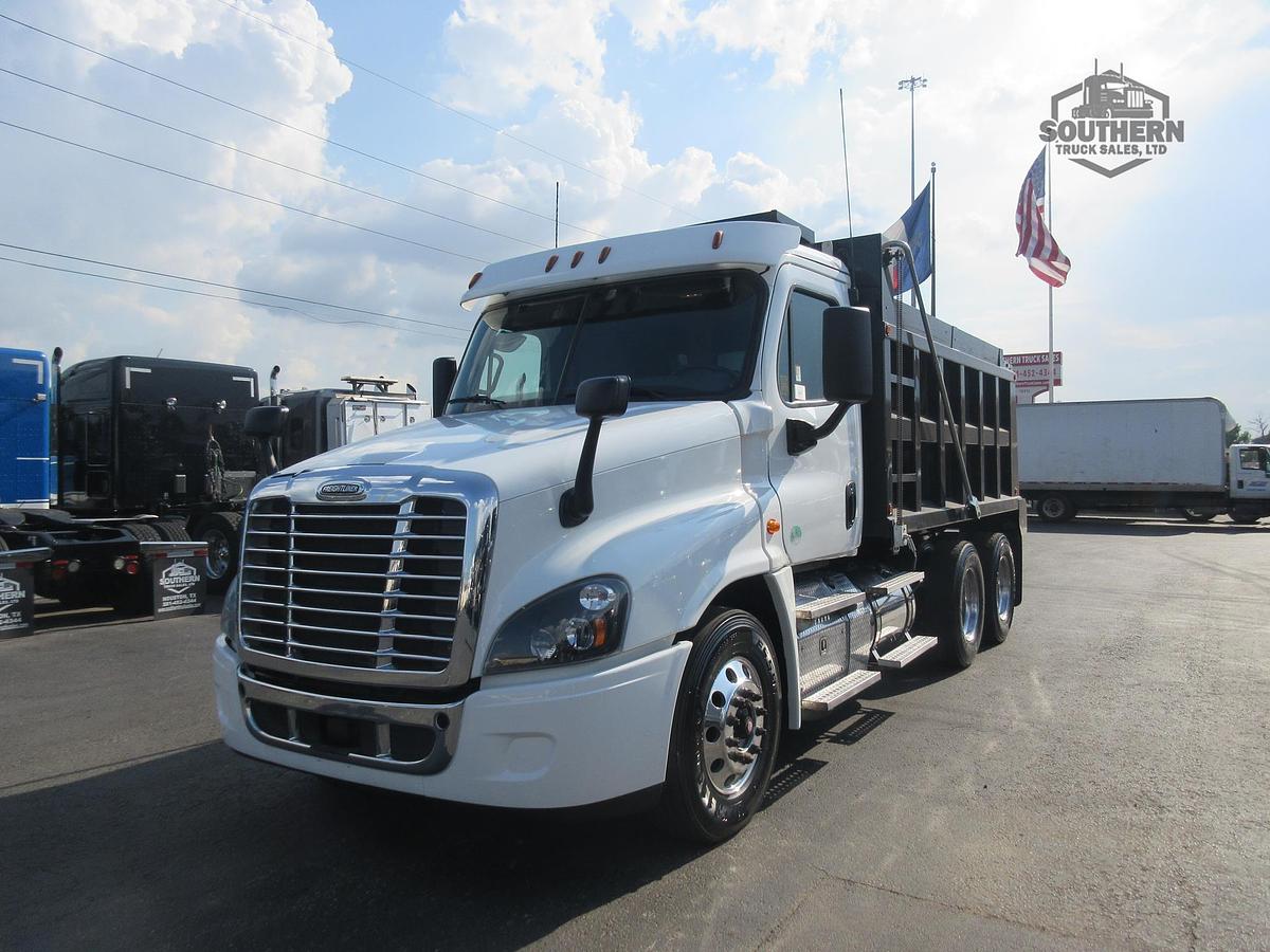 Used 2018 FREIGHTLINER CASCADIA 125