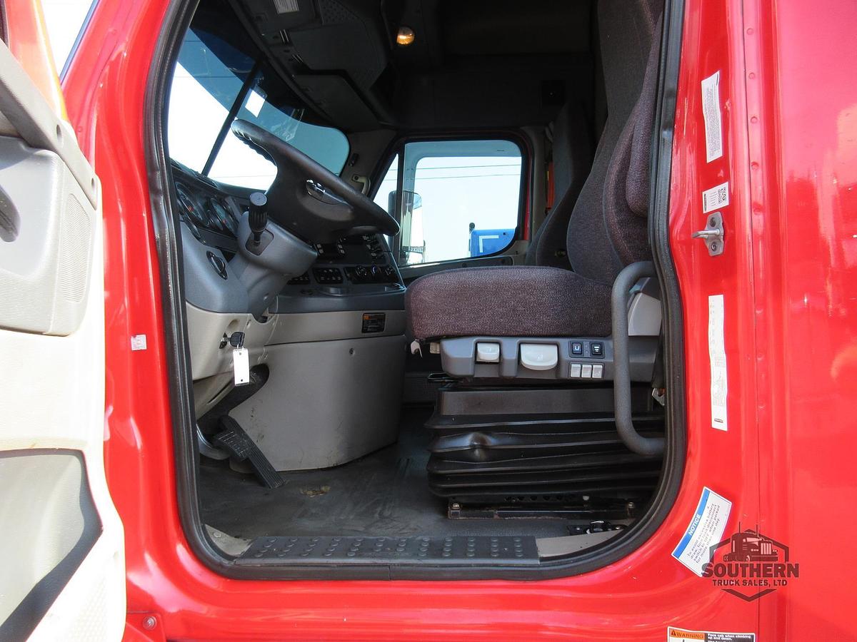 Used 2018 FREIGHTLINER CASCADIA 125