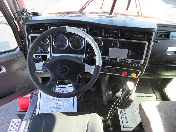 Used 2011 KENWORTH T800