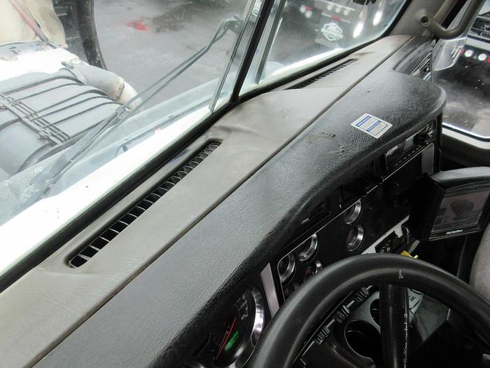 Used 2015 KENWORTH W900