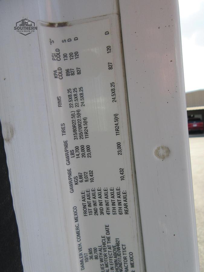 Used 2018 FREIGHTLINER CORONADO 122 SD