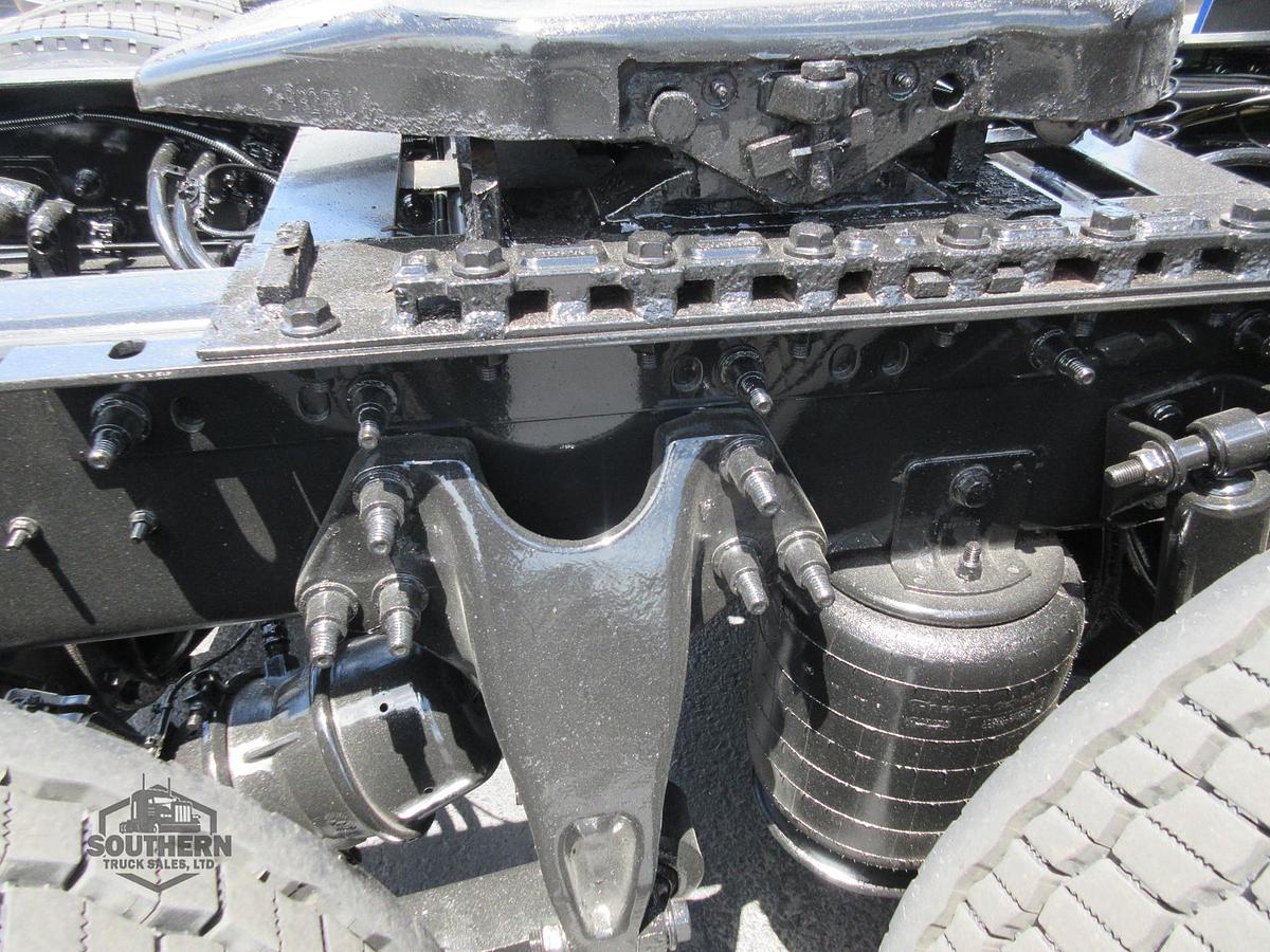 Used 2021 INTERNATIONAL LT