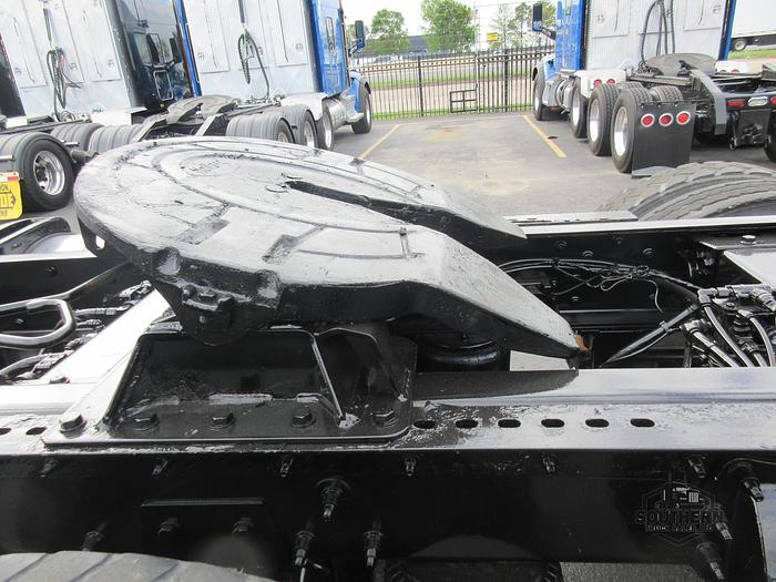 Used 2020 PETERBILT 567