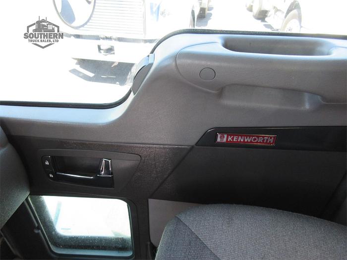 Used 2021 KENWORTH T270