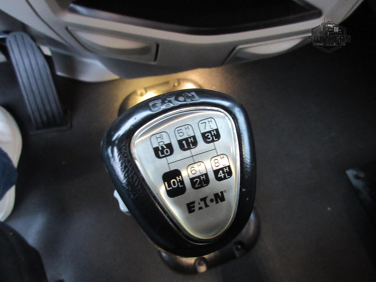 Used 2021 PETERBILT 567