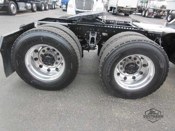 Used 2020 PETERBILT 389