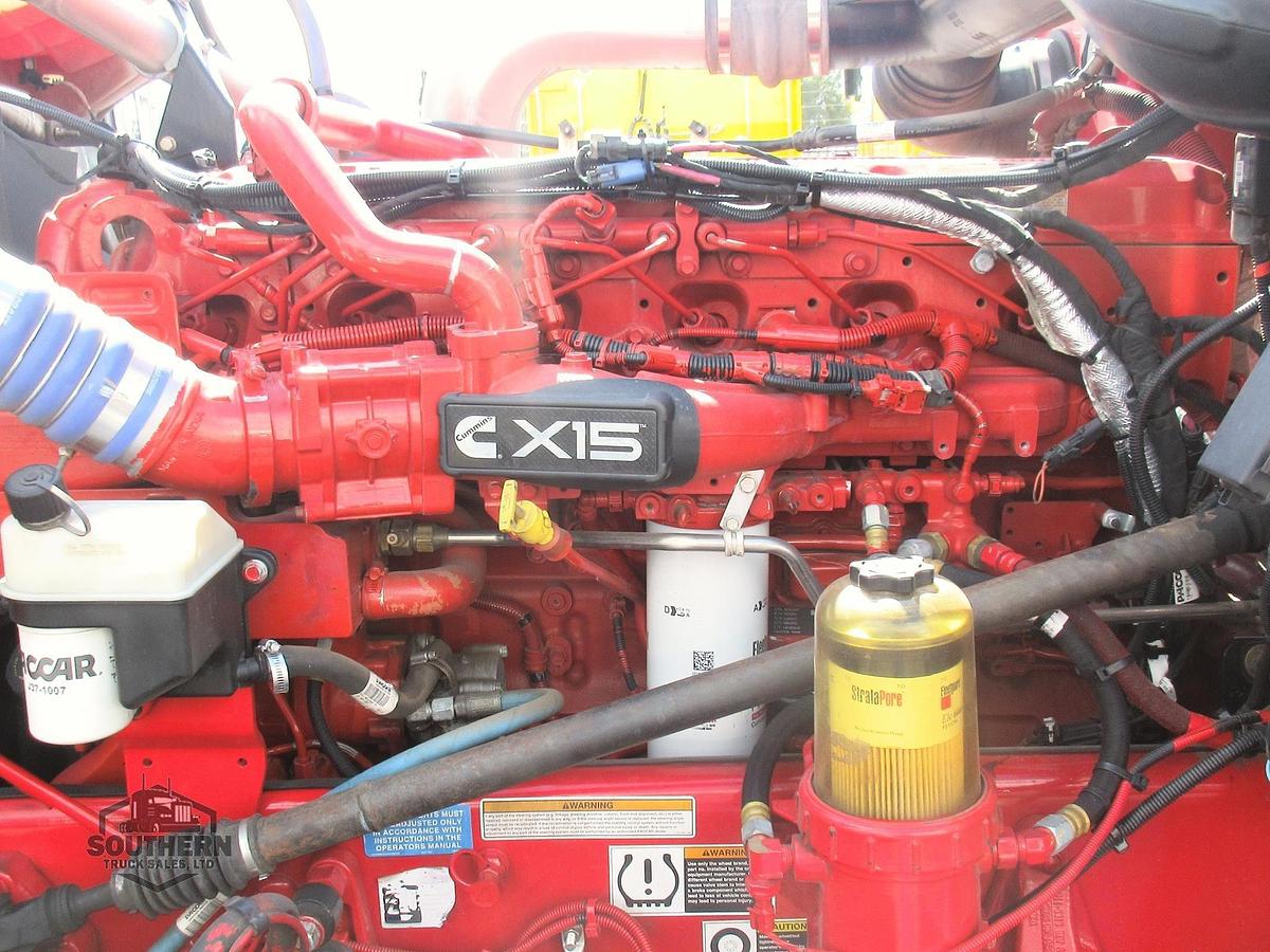 Used 2022 PETERBILT 389