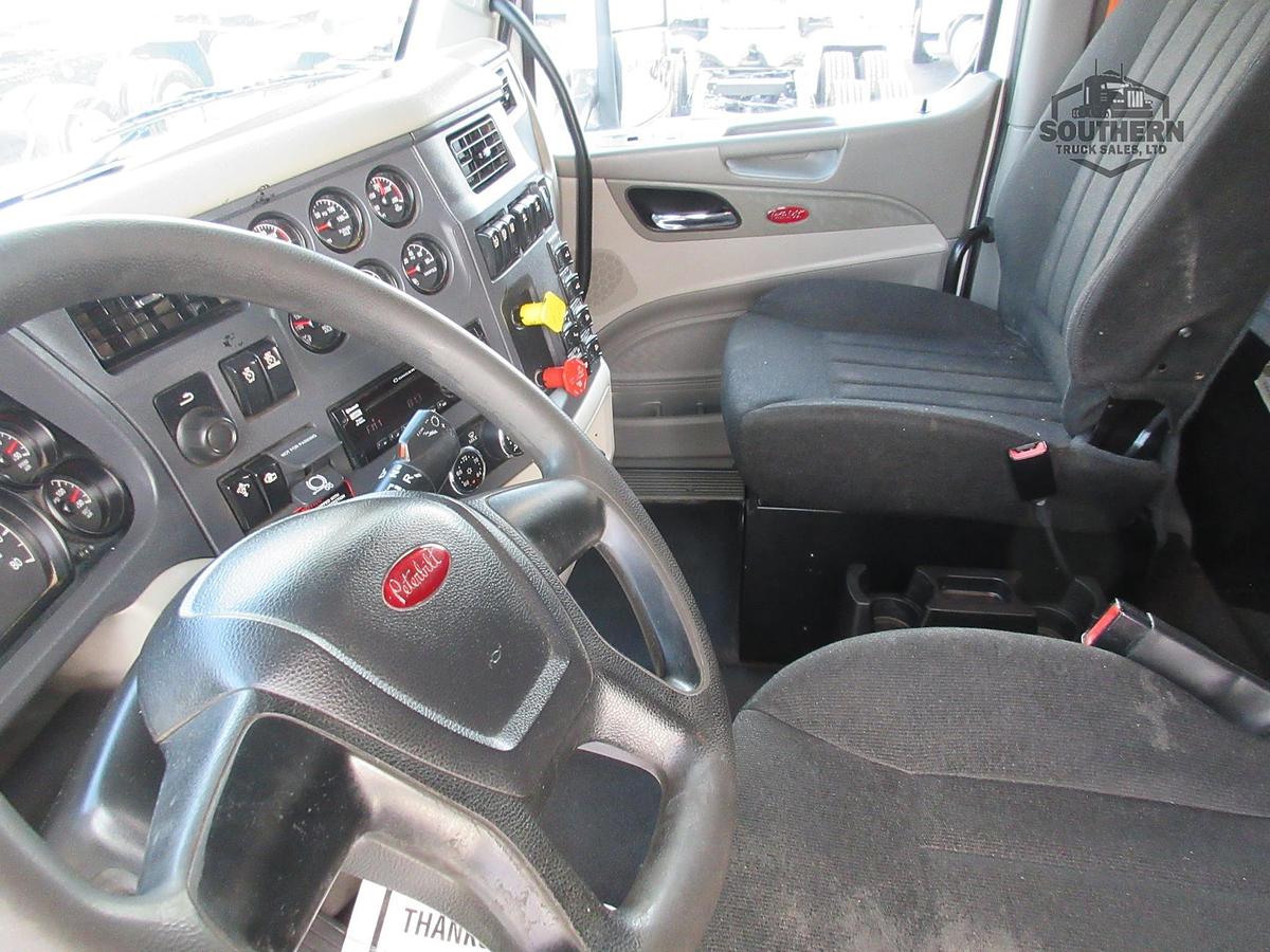 Used 2019 PETERBILT 567