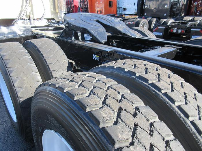 Used 2013 PETERBILT 365