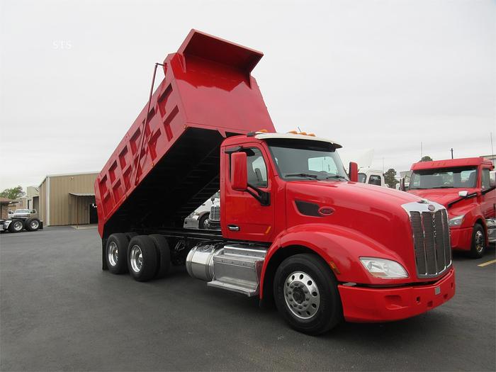 Used 2017 PETERBILT 579