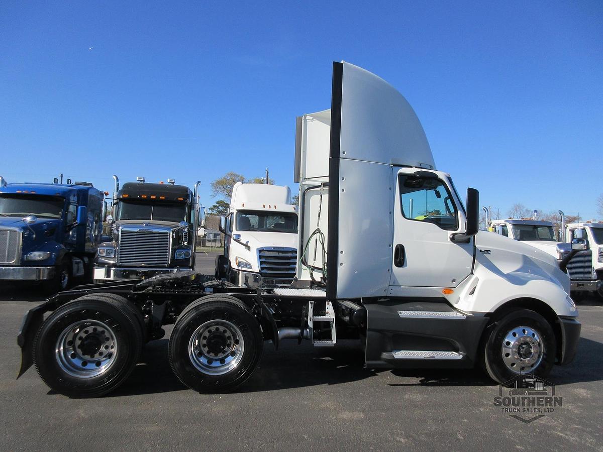 Used 2021 INTERNATIONAL LT