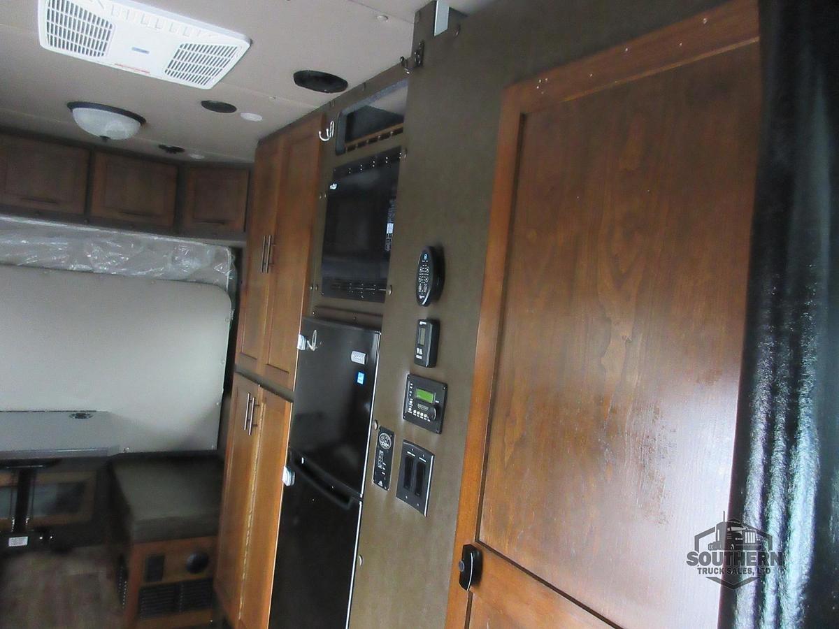 Used 2020 PETERBILT 579 ARI