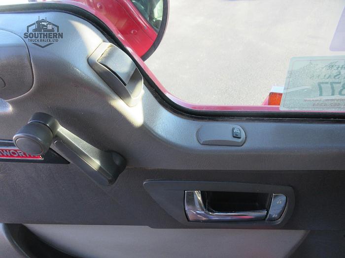 Used 2011 KENWORTH T800