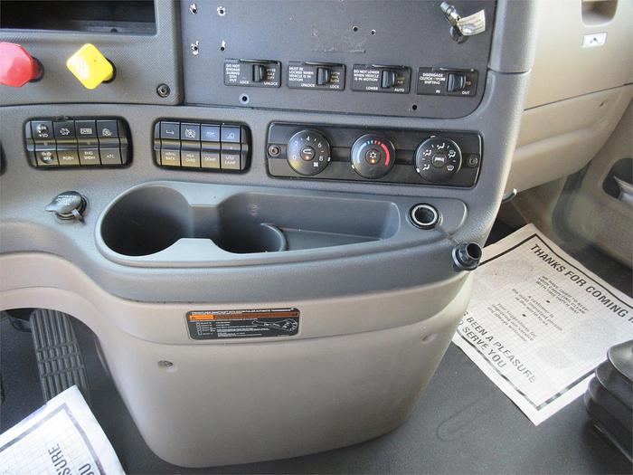 Used 2017 FREIGHTLINER CASCADIA 125