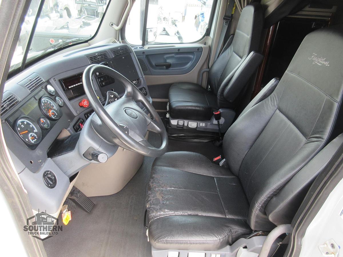 Used 2020 FREIGHTLINER CASCADIA 125