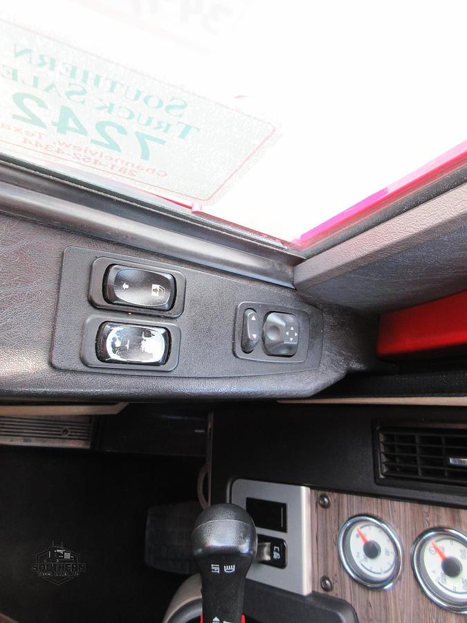 Used 2020 FREIGHTLINER CORONADO 122 SD