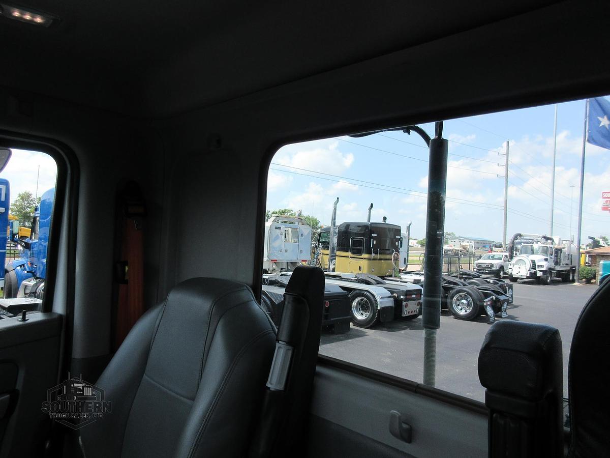 Used 2017 KENWORTH T680