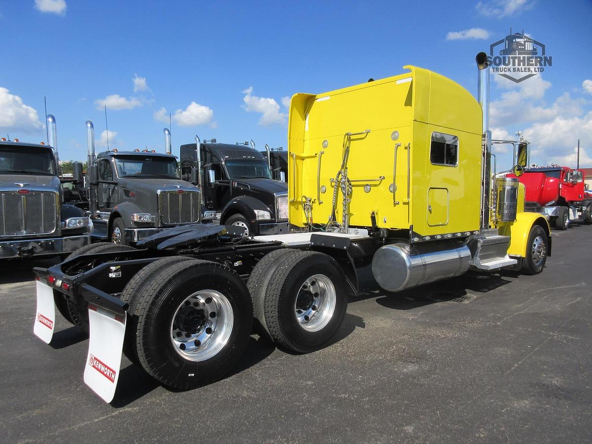 Used 2019 PETERBILT 389
