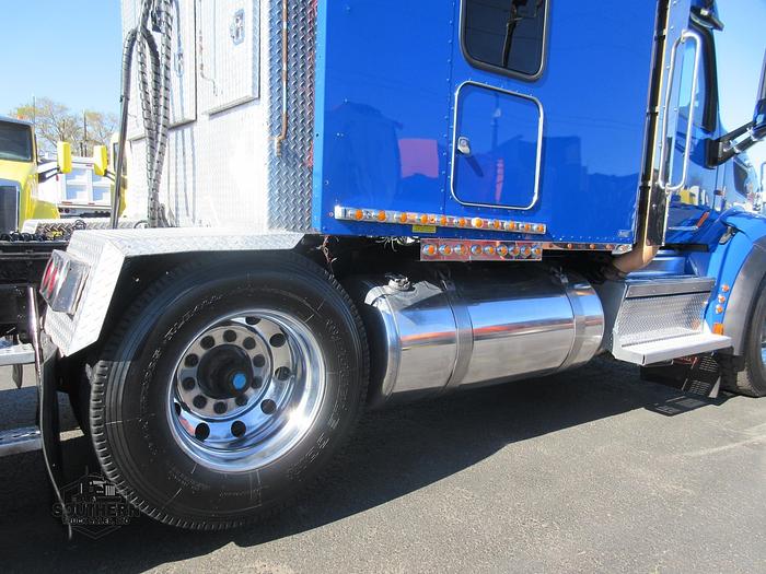 Used 2020 PETERBILT 567