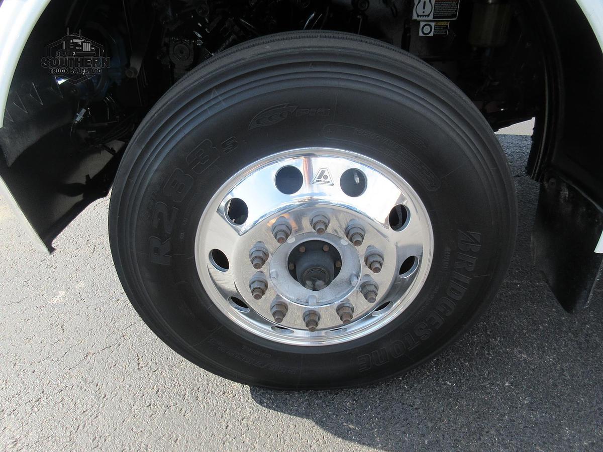 Used 2019 PETERBILT 389