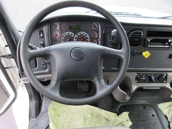 Used 2019 FREIGHTLINER BUSINESS CLASS M2 106