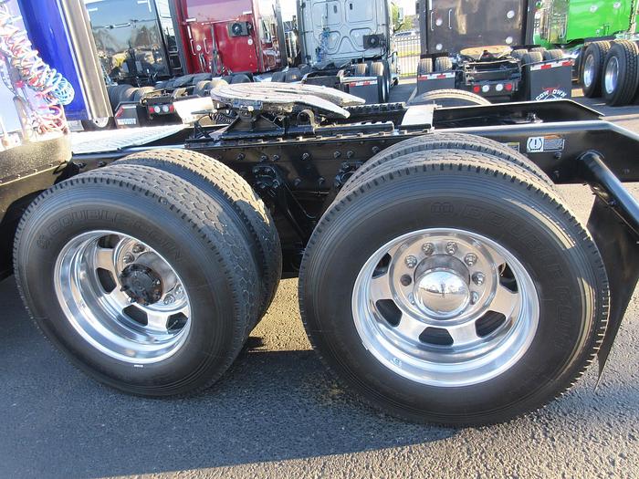 Used 2019 KENWORTH W900