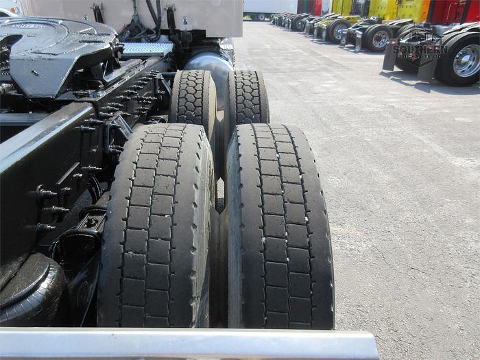 Used 2015 PETERBILT 389