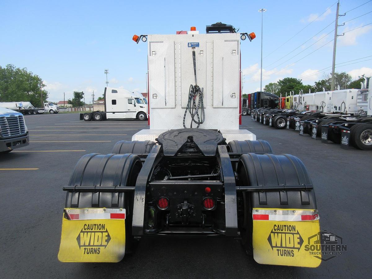 Used 2020 FREIGHTLINER CORONADO 122 SD