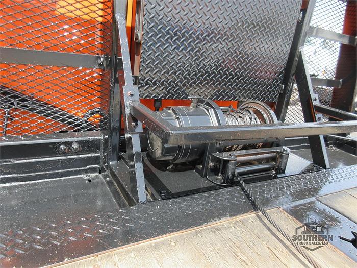 Used 2018 PETERBILT 337