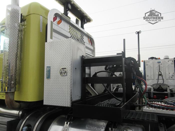 Used 2017 PETERBILT 367