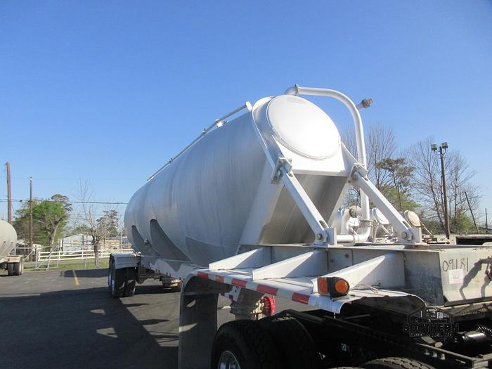 Used 2011 POLAR 41 ft