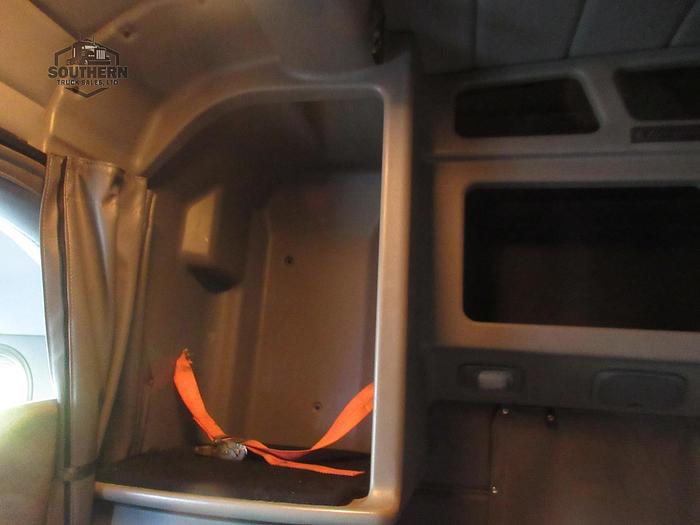 Used 2020 PETERBILT 389