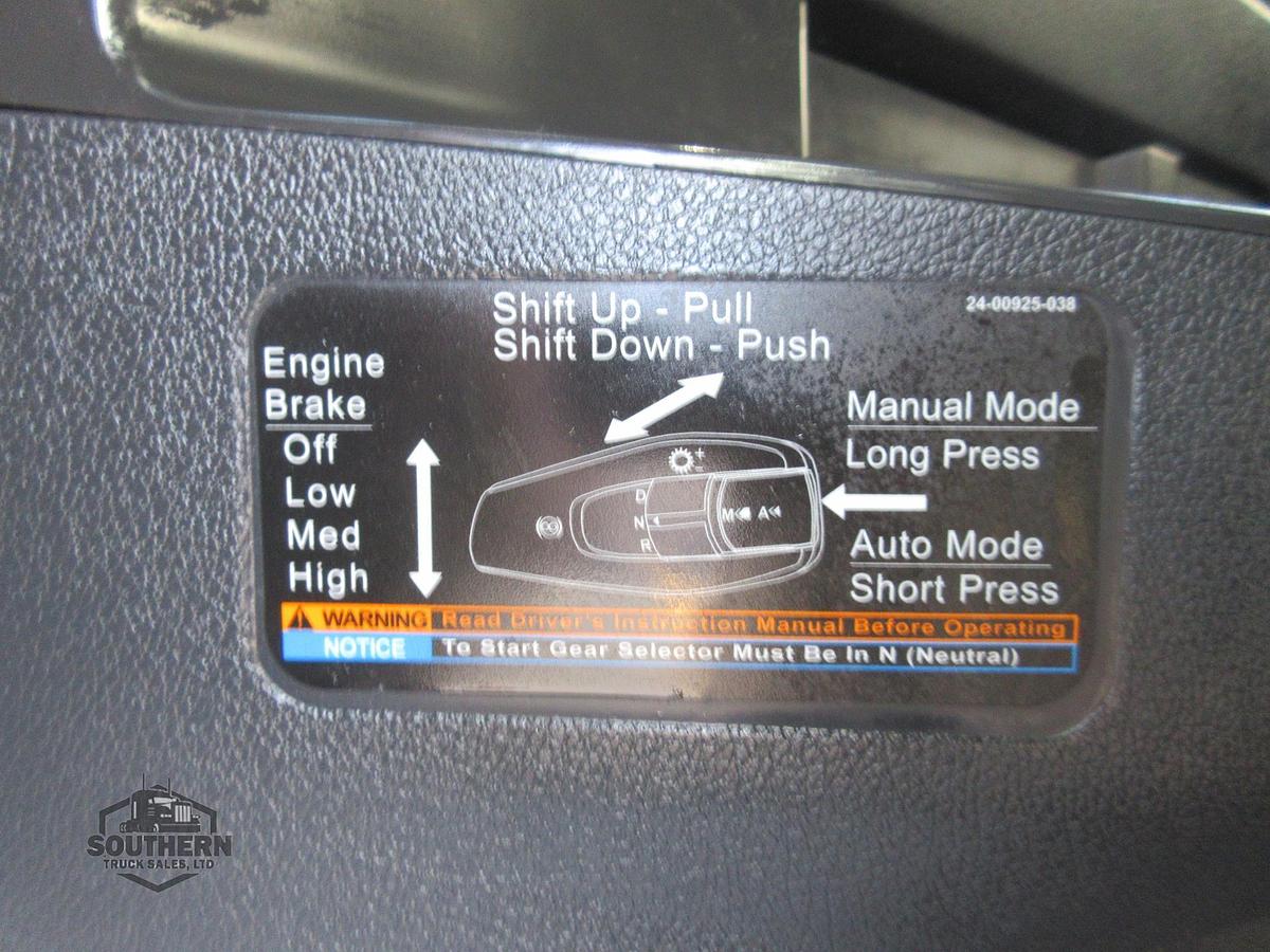 Used 2022 FREIGHTLINER CASCADIA 116