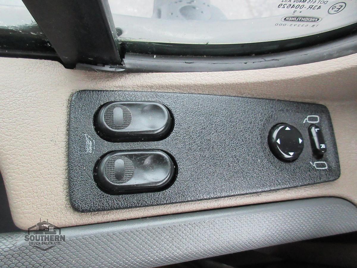 Used 2018 FREIGHTLINER CASCADIA 113