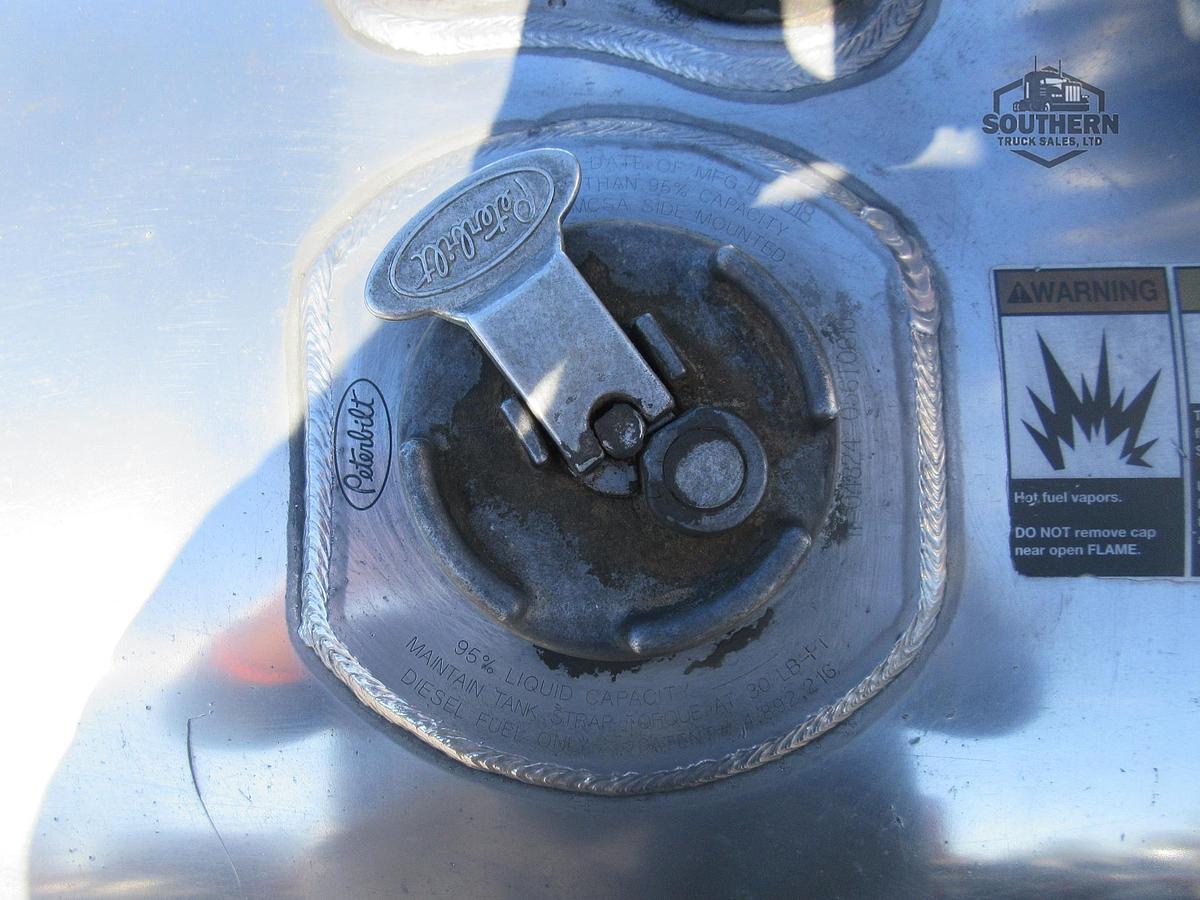 Used 2019 PETERBILT 567