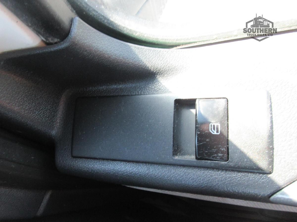 Used 2019 FREIGHTLINER CASCADIA 126