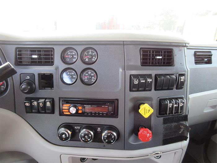 Used 2019 PETERBILT 567