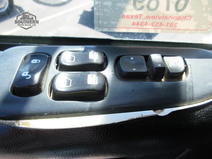 Used 2016 PETERBILT 365